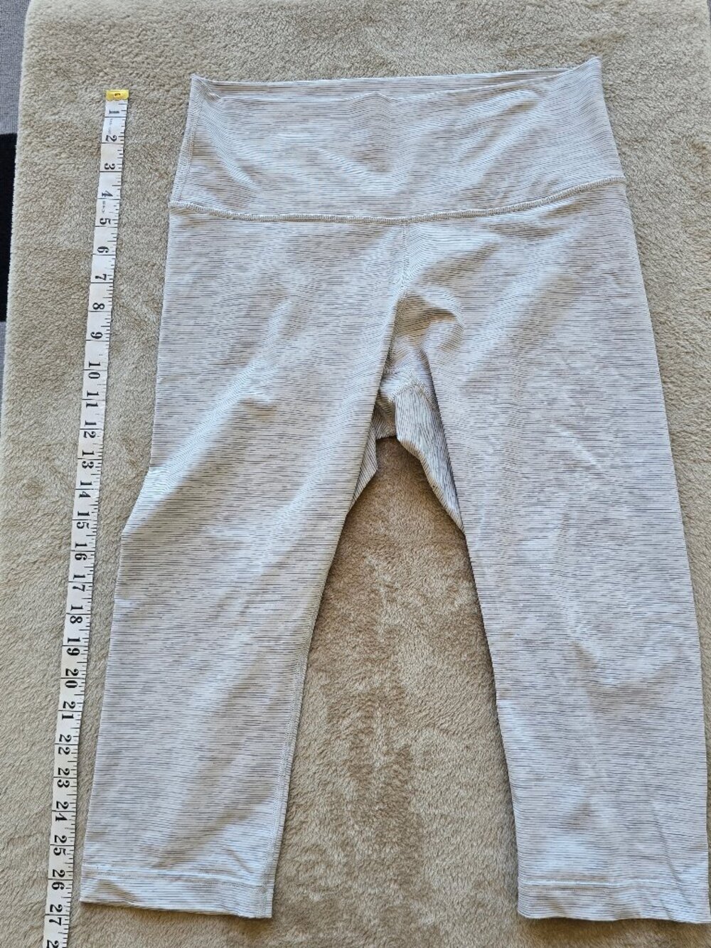 Lululemon Wunder Under HR Crop 21" Luxtreme Wee Are From Space - Size 10